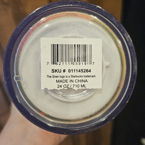 Starbucks 2023 Manuela Guillen Collection with straw cover - Picture 8 of 11